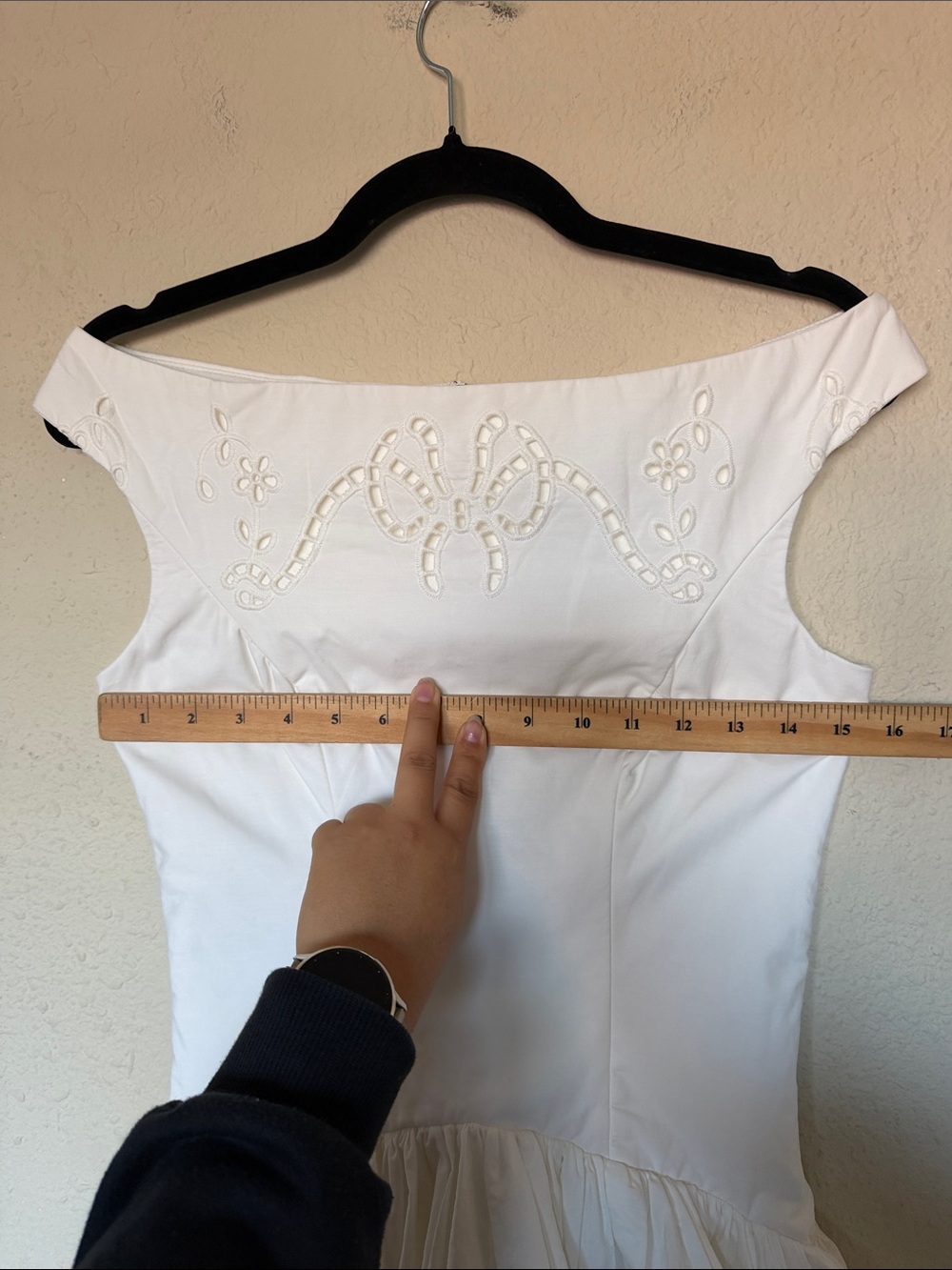 House of CB Lauren White Cotton Broderie Anglaise Boat Neck Mini Dress size S - Picture 12 of 17